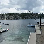 8 Person In Urangsvag * Ervik (Urangsvag)