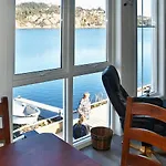Feriehus 8 Person In Urangsvag